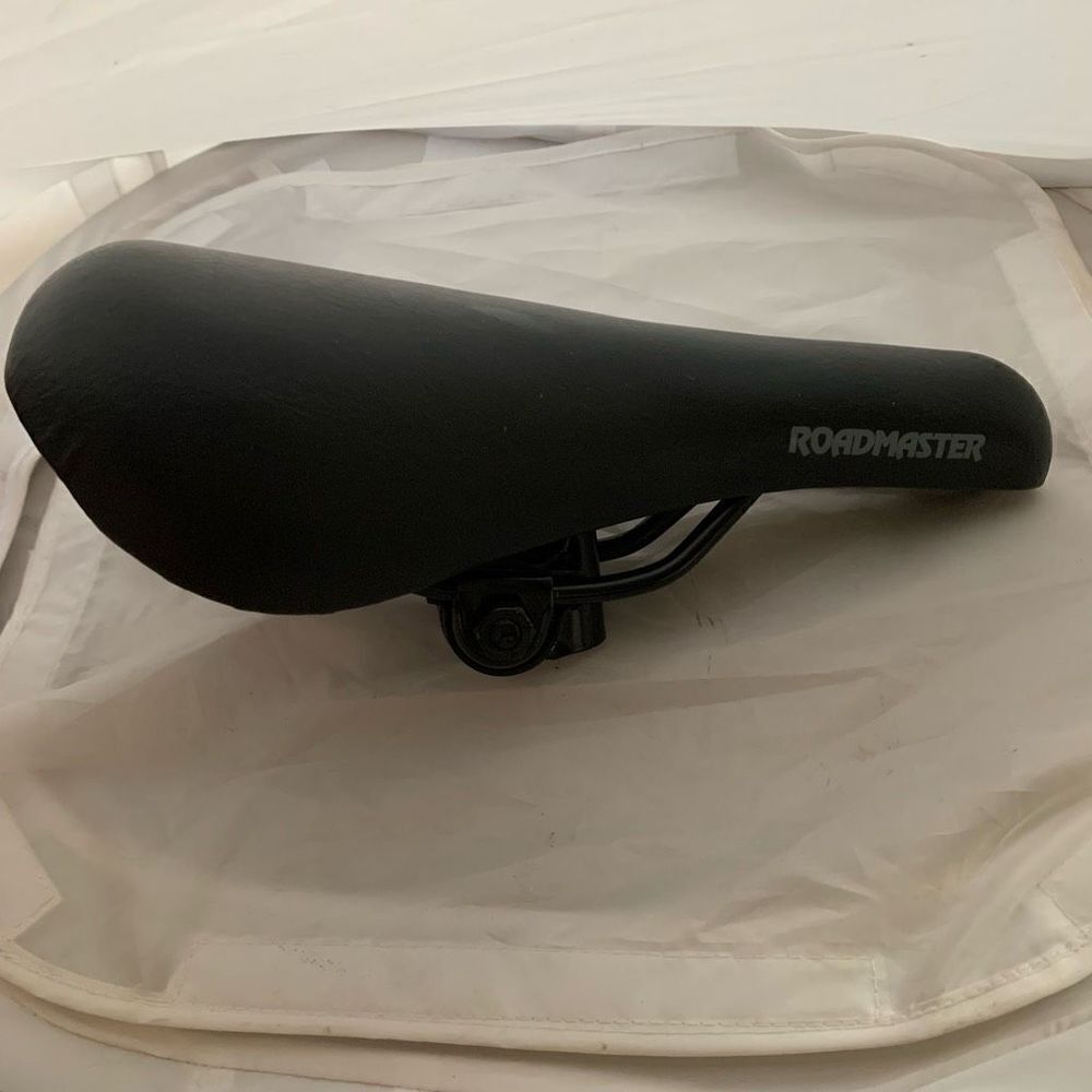 Roadmaster Black Mountain Bike Seat